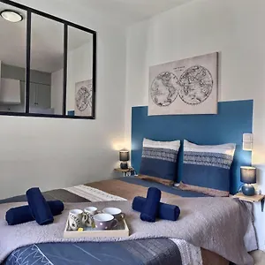 Studio Vue Sur Le Clocher, Au Calme #3 Appartement